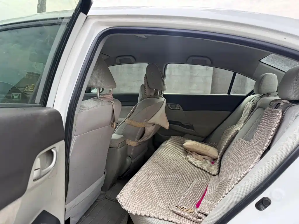 Honda Civic — миниатюра 5