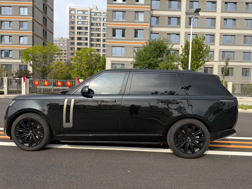 Land Rover Range Rover — миниатюра 3