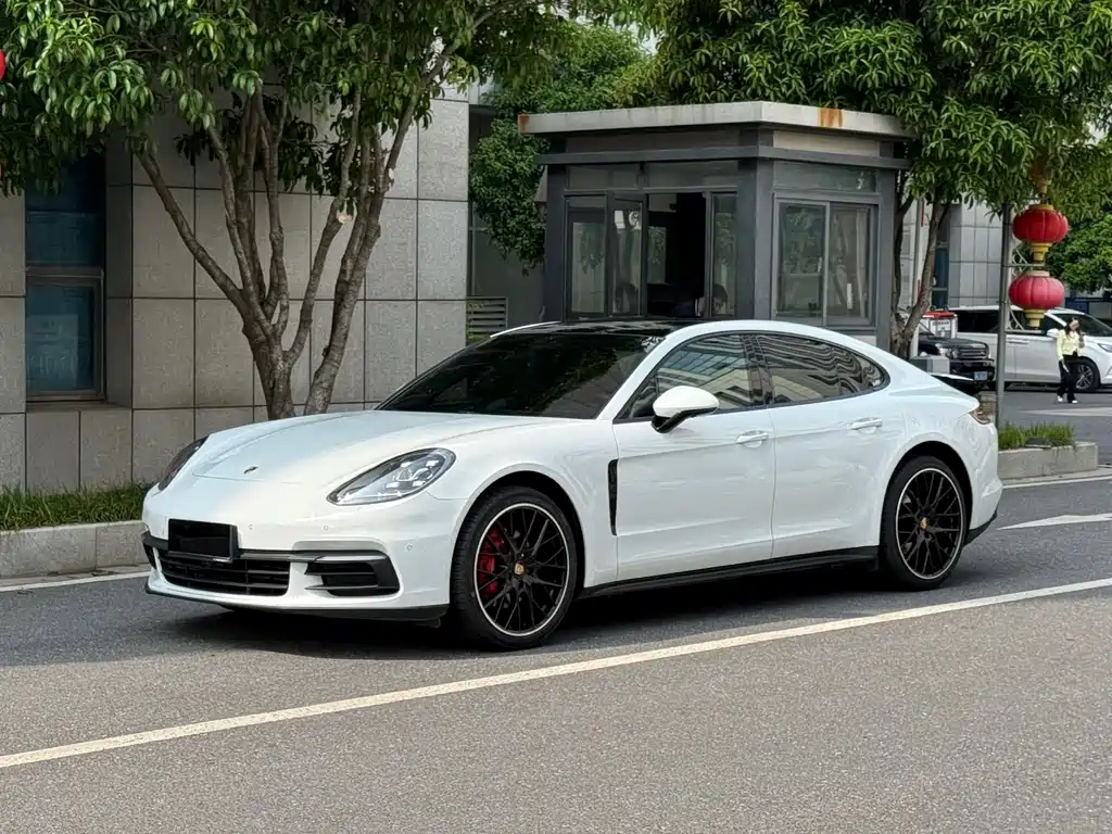 Porsche Panamera 2017