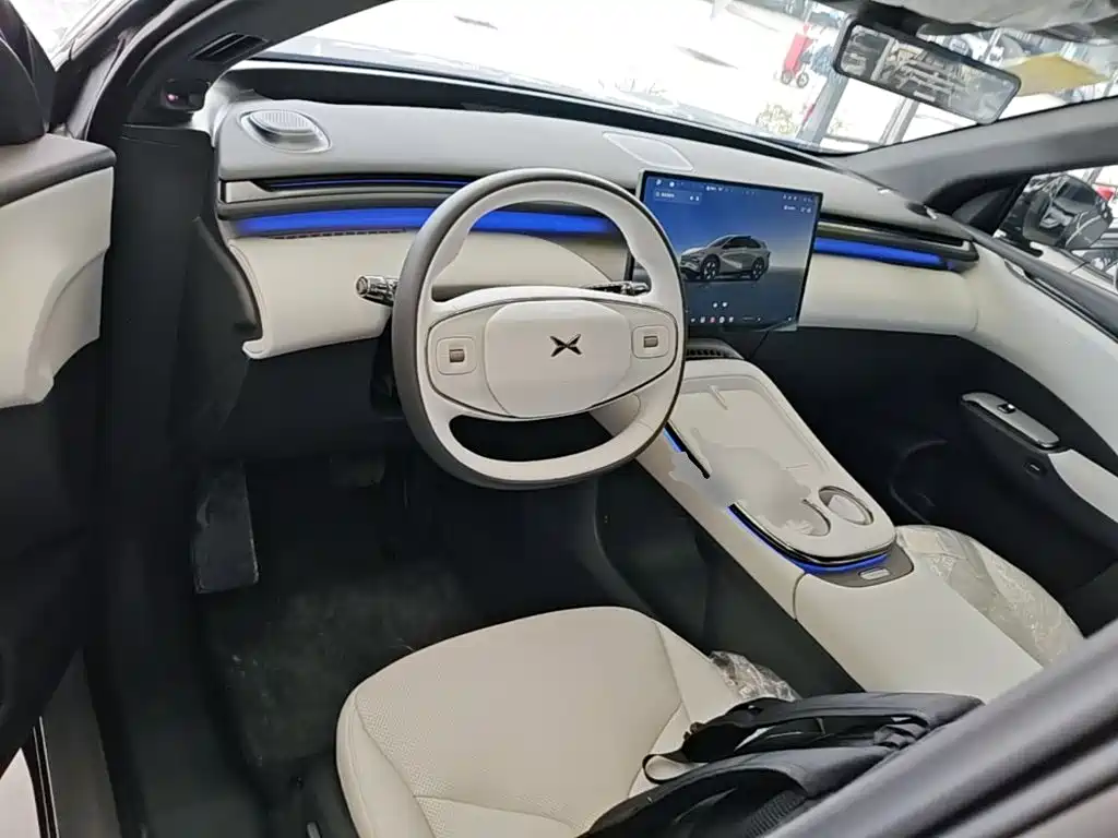 XPeng G7 — миниатюра 10
