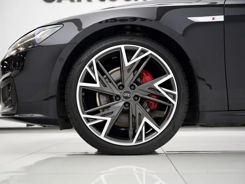 Audi A7L — миниатюра 21