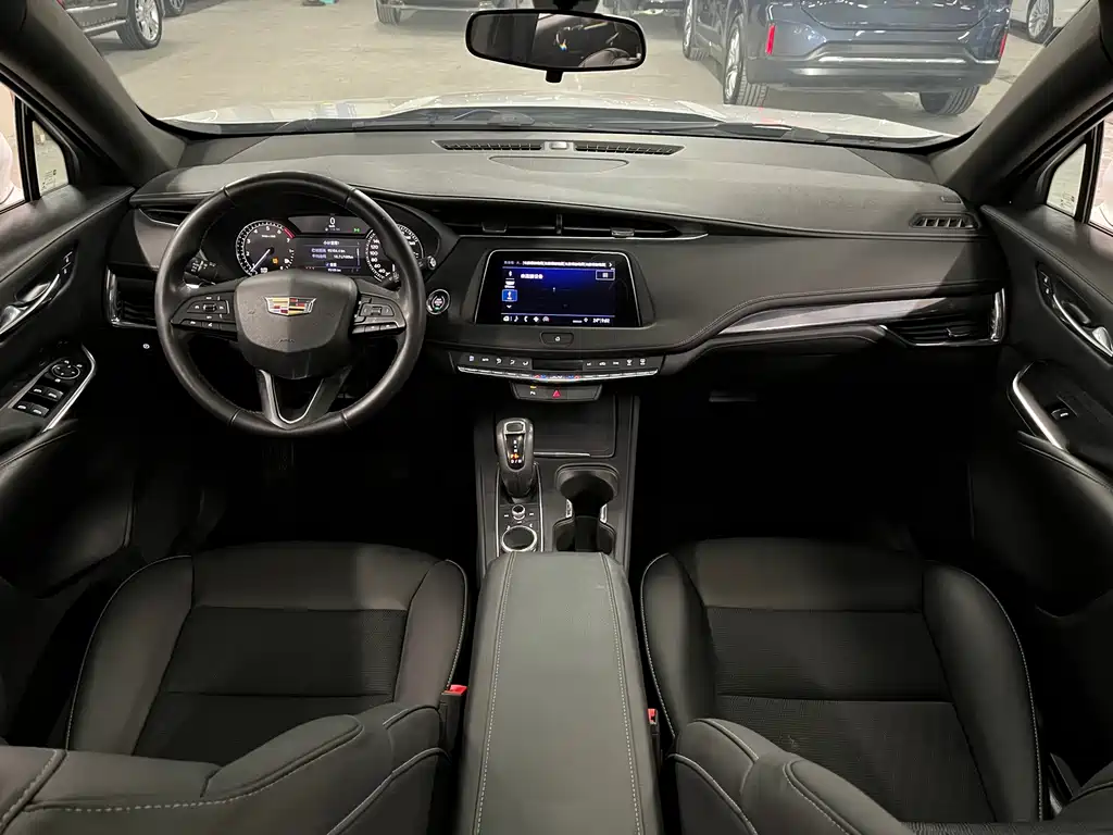 Cadillac XT4 — миниатюра 16