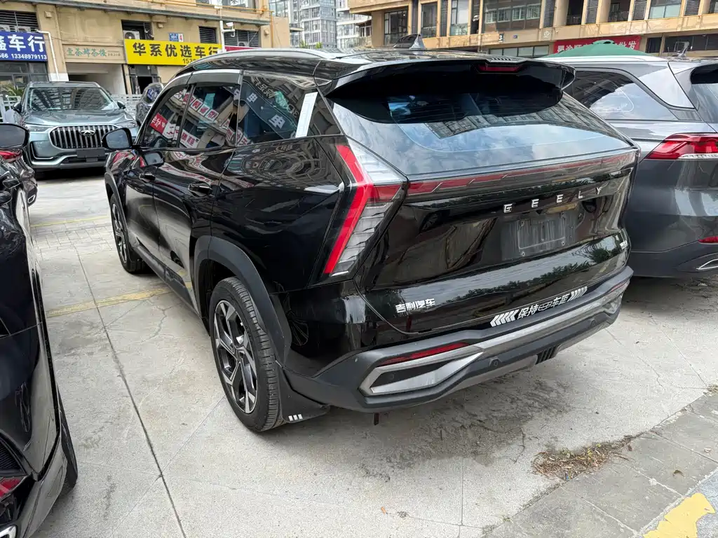 Geely Boyue L — миниатюра 15