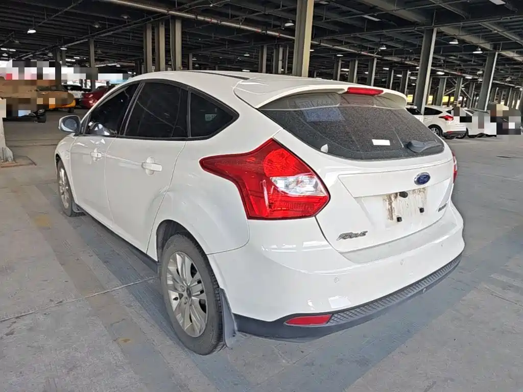 Ford Focus — миниатюра 5
