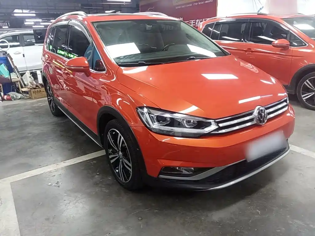 Volkswagen Touran — миниатюра 4