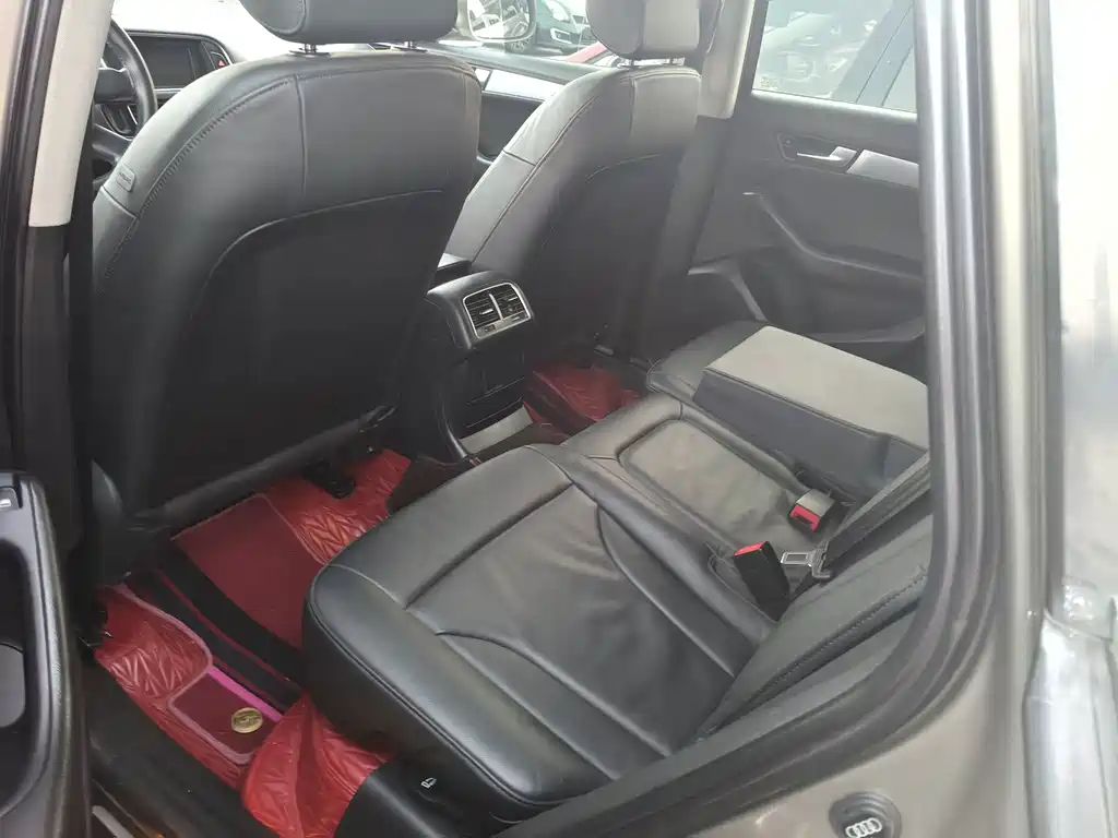 Audi Q5 (Import) — миниатюра 6