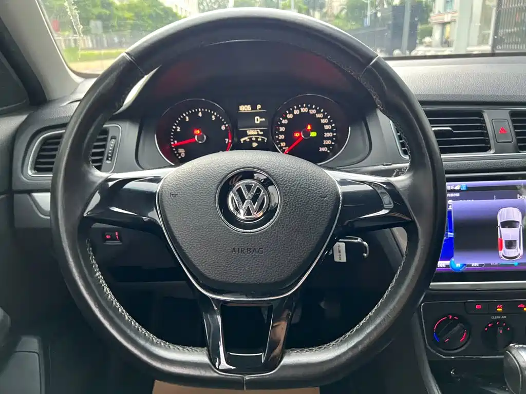 Volkswagen Gran Lavida — миниатюра 9