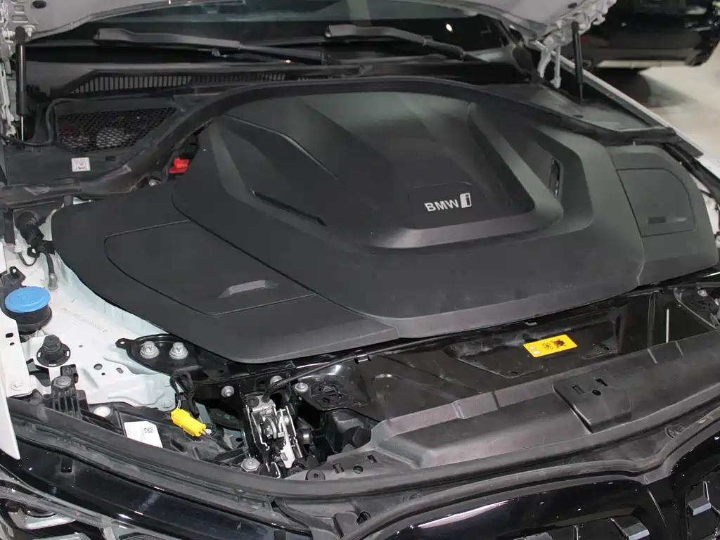 BMW i3 2024 eDrive 35 L