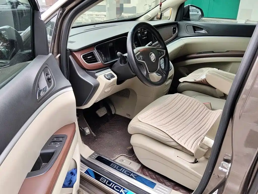 Buick GL8 — миниатюра 14