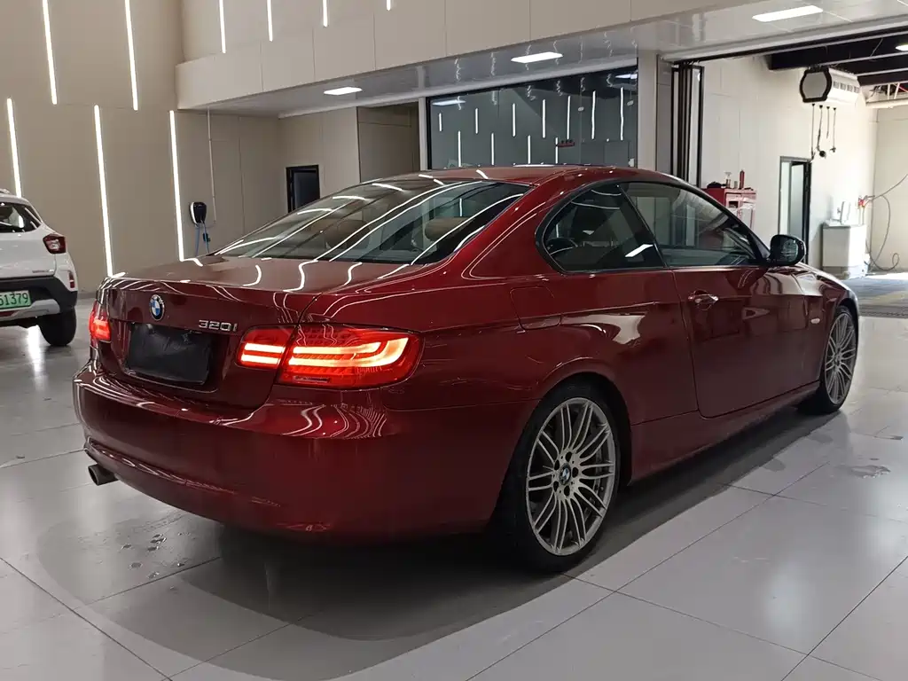 BMW 3 Series (Import) — миниатюра 9