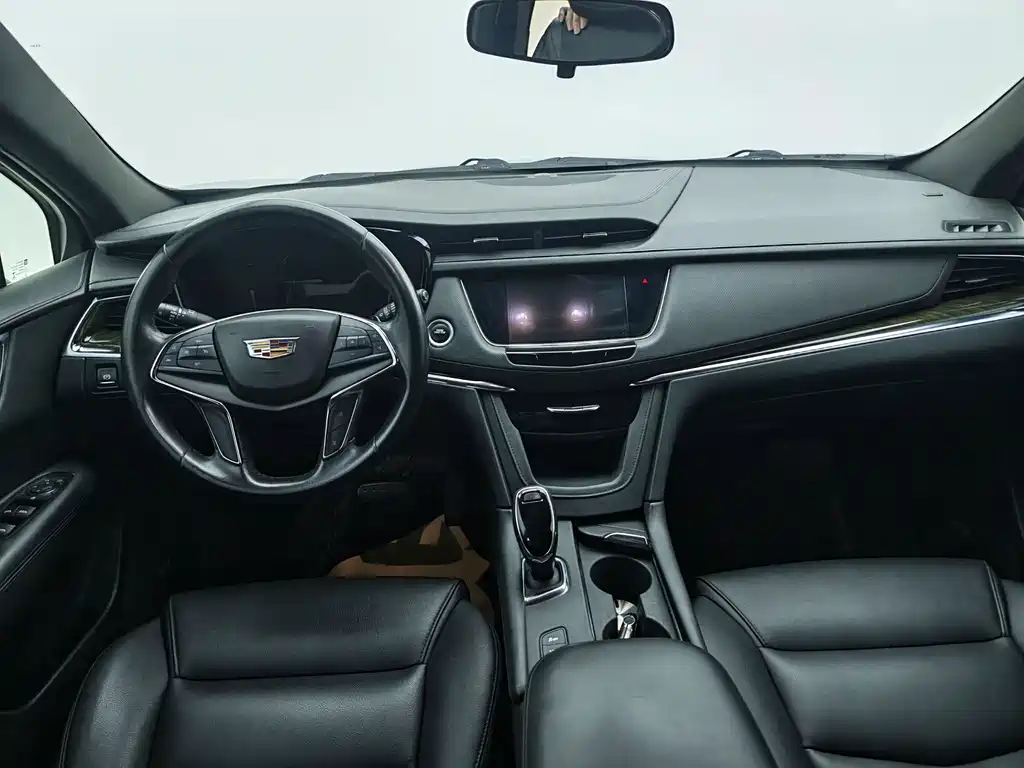 Cadillac XT5 — миниатюра 6