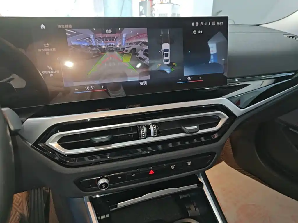 BMW 3 Series — миниатюра 13
