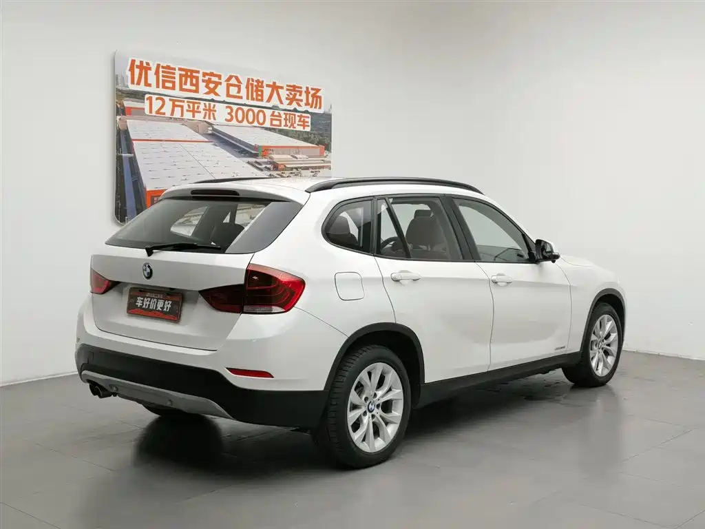 BMW X1 2014 sDrive18i Fashion