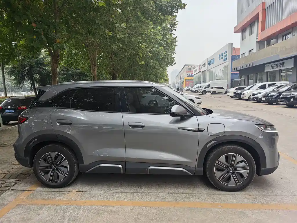 BYD Yuan UP — миниатюра 5
