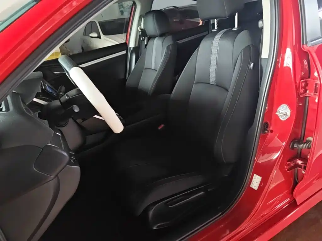 Honda Civic — миниатюра 15