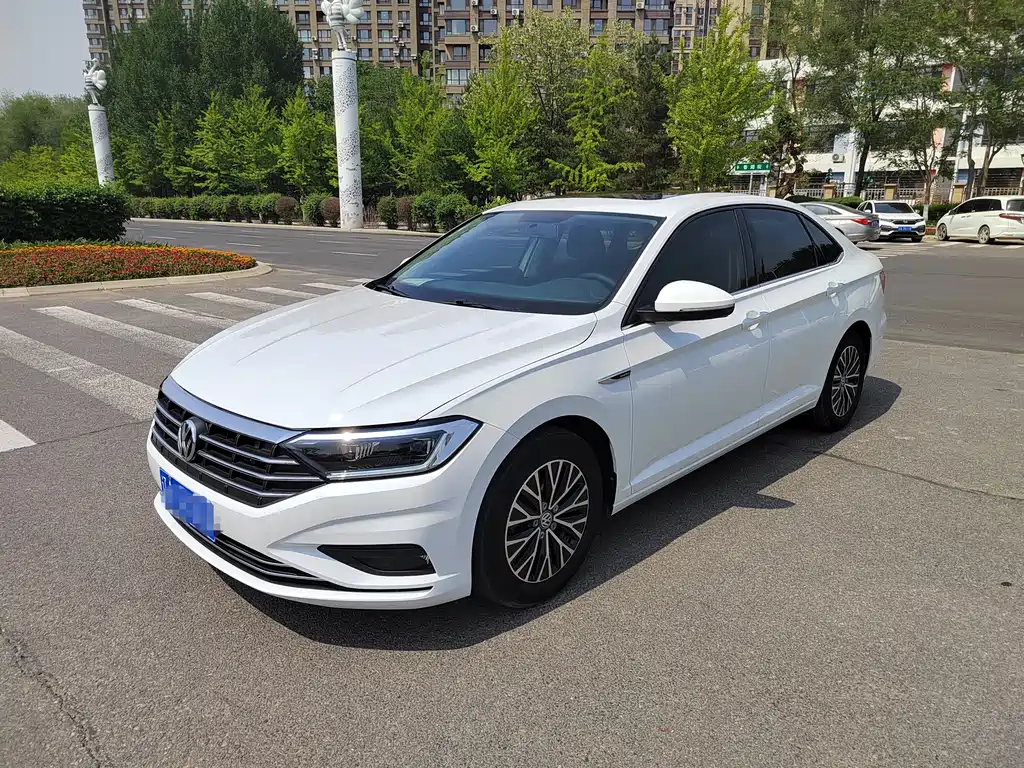 Купить Volkswagen Sagitar