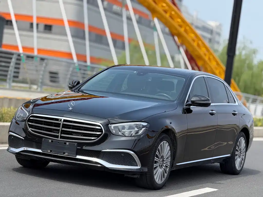 Mercedes-Benz E-Class 2021