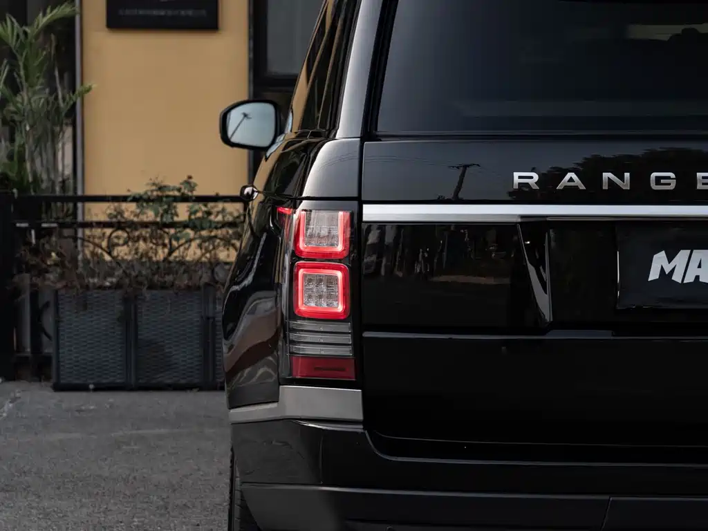 Land Rover Range Rover — миниатюра 11