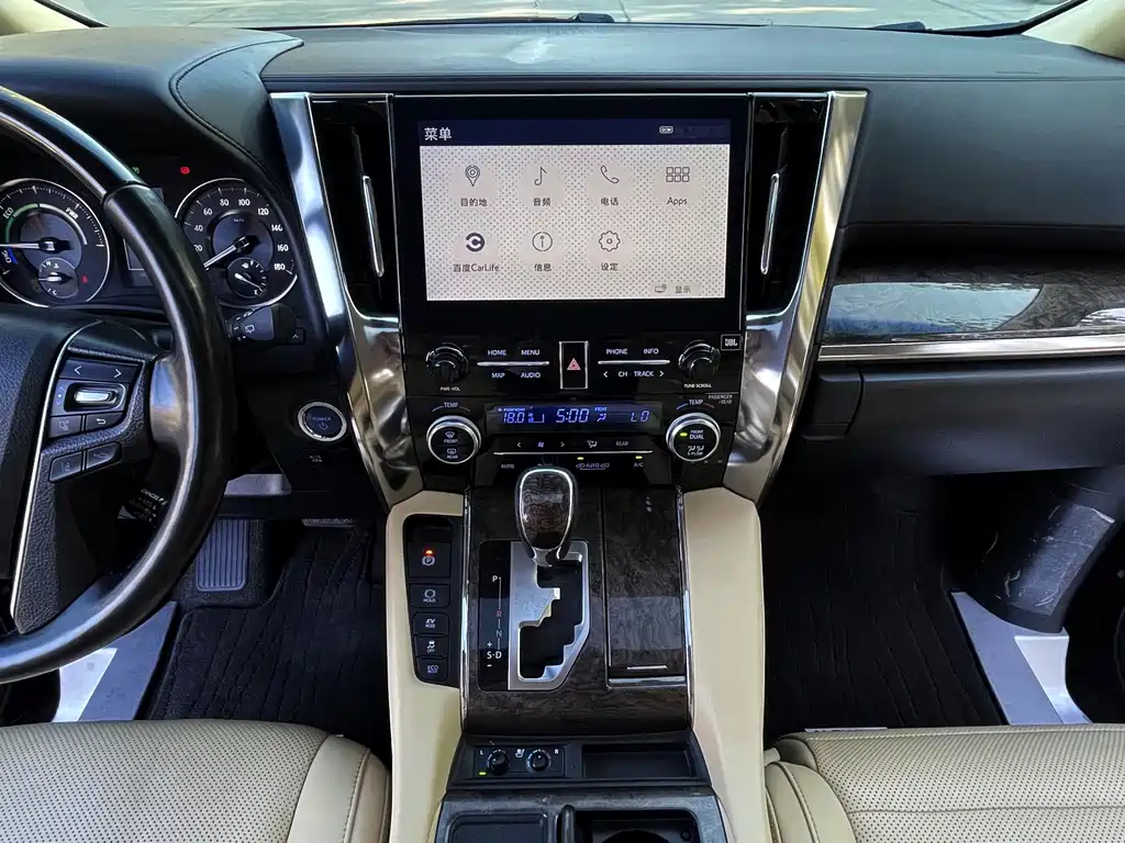Toyota Alphard — миниатюра 15