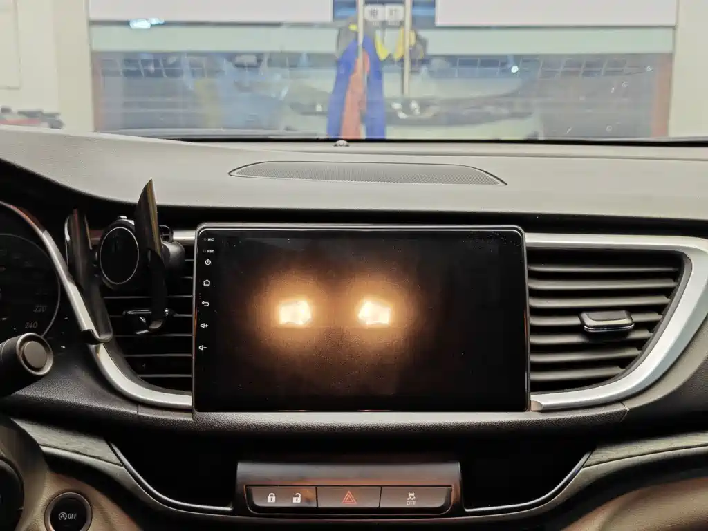 Buick Excelle — миниатюра 15