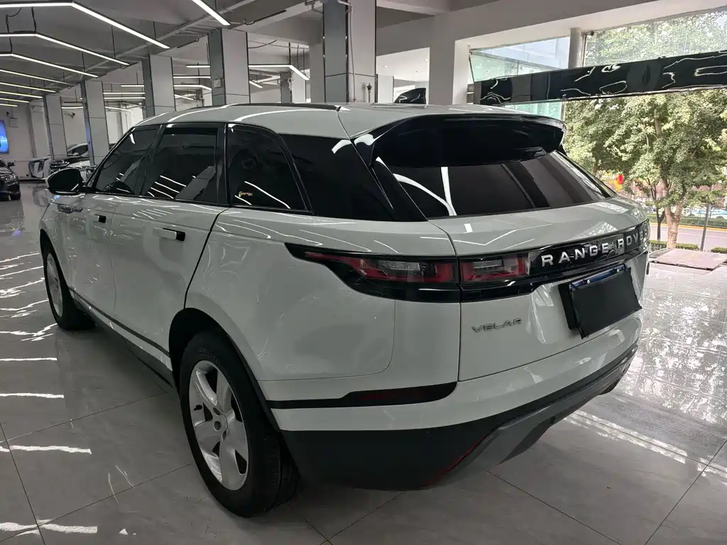 Land Rover Velar — миниатюра 11