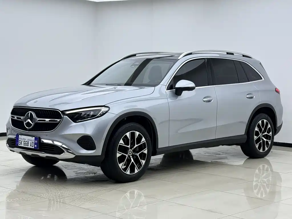 Mercedes-Benz GLC 2023