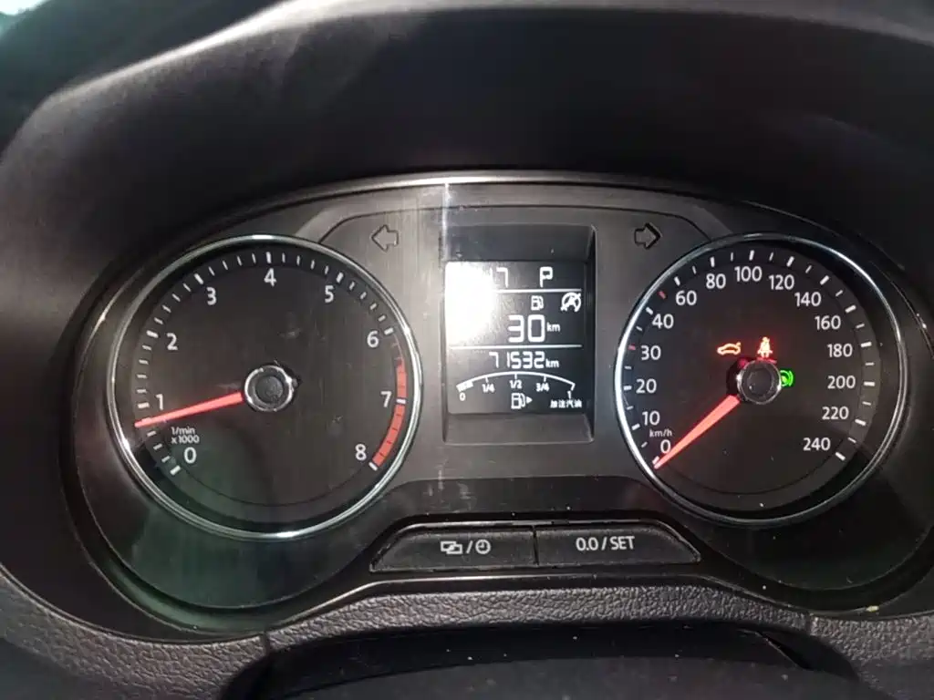 Volkswagen Polo — миниатюра 12