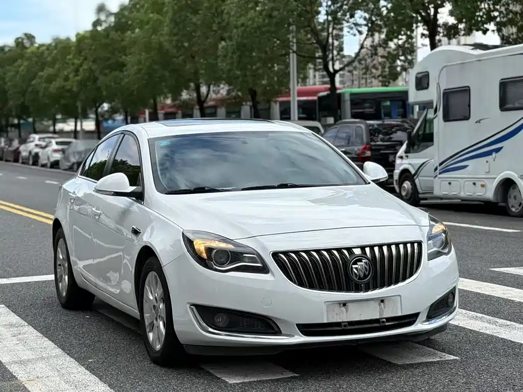 BUICK REGAL