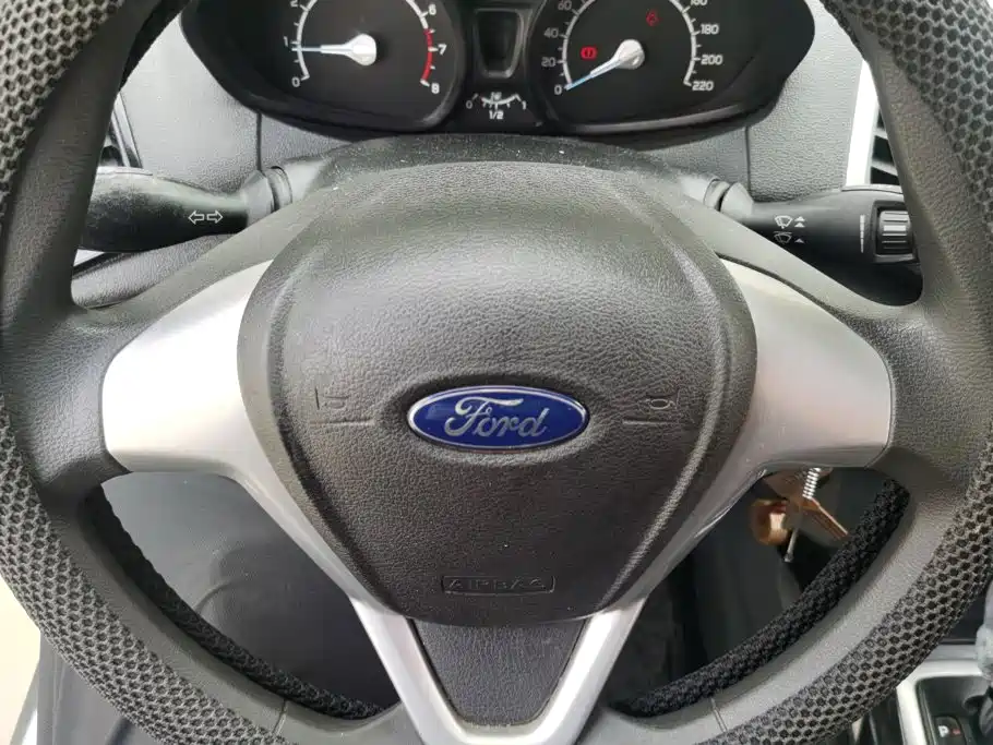 Ford Ecosport — миниатюра 15