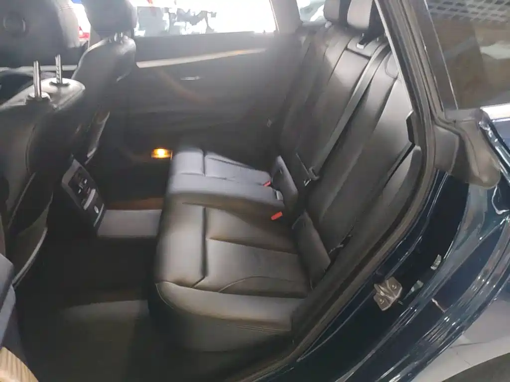 BMW 3 Series GT — миниатюра 17
