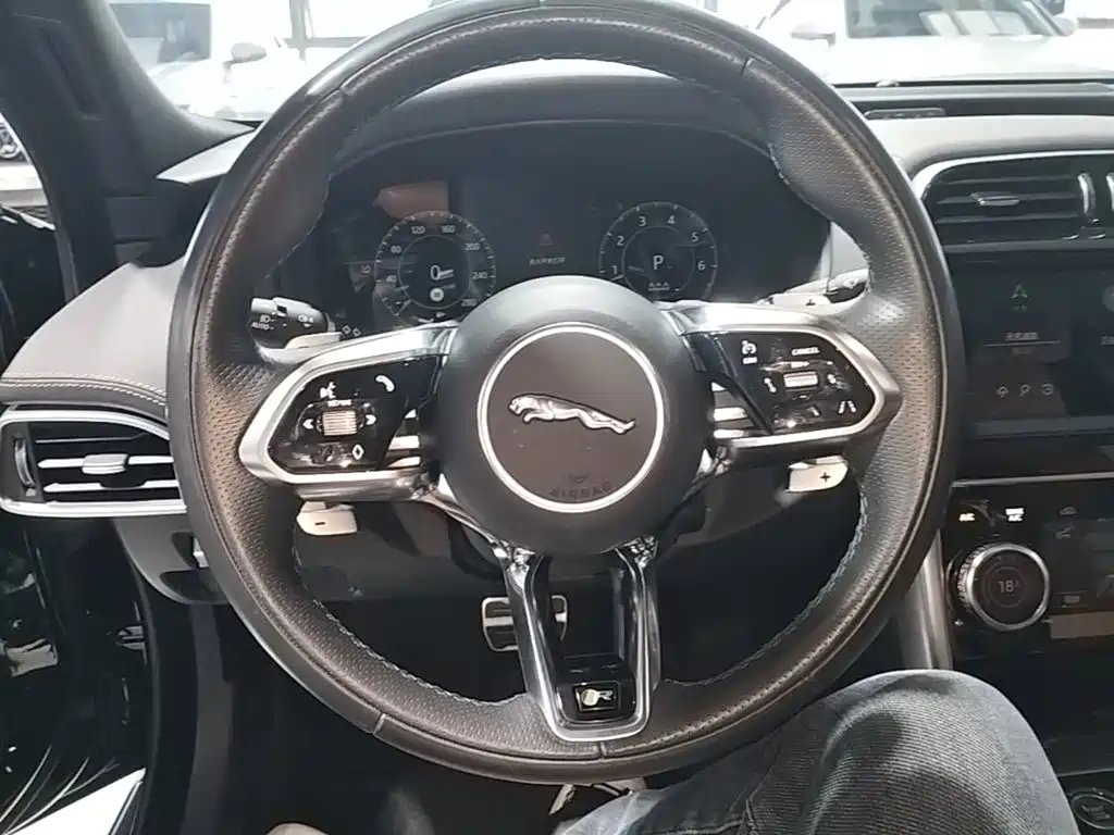 Jaguar XEL — миниатюра 11