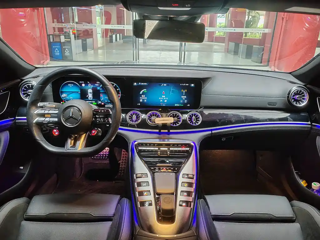 Mercedes-Benz AMG GT — миниатюра 9