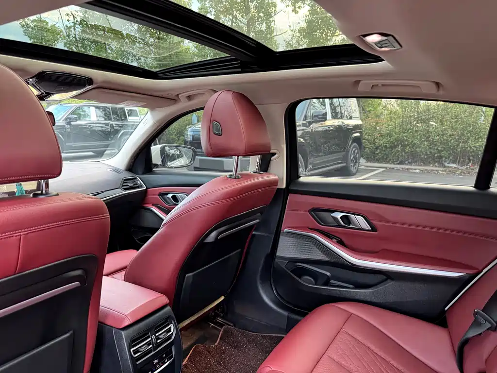 BMW 3 Series — миниатюра 8