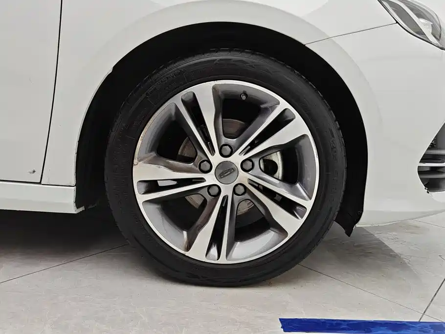 Geely Binrui — миниатюра 6
