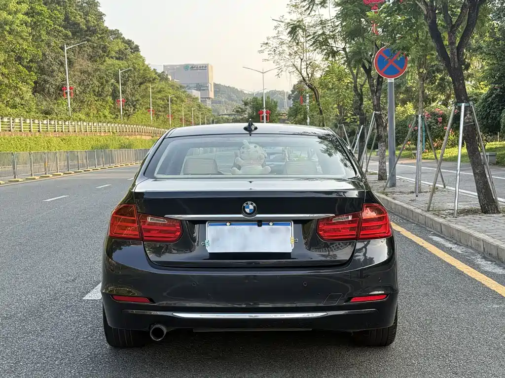 BMW 3 Series — миниатюра 6