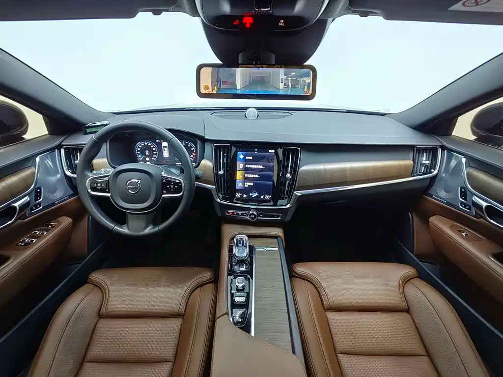 Volvo S90 — миниатюра 13