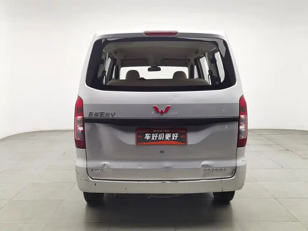 Wuling Hongguang V — миниатюра 4