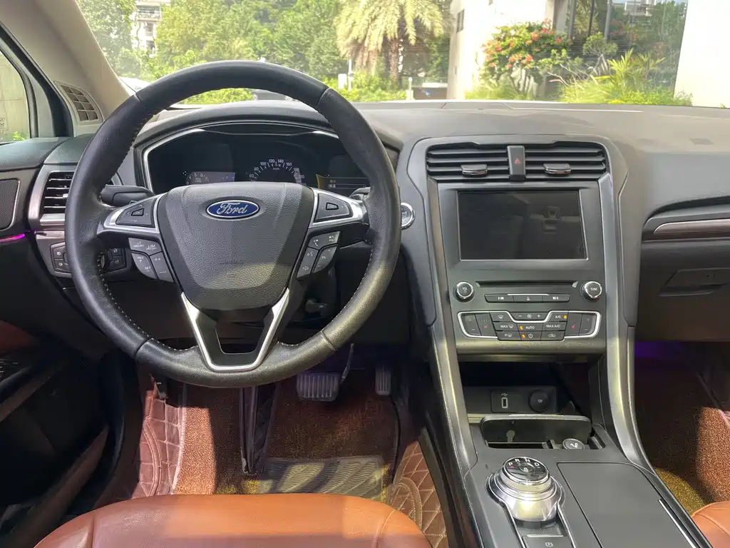 Ford Mondeo — миниатюра 16