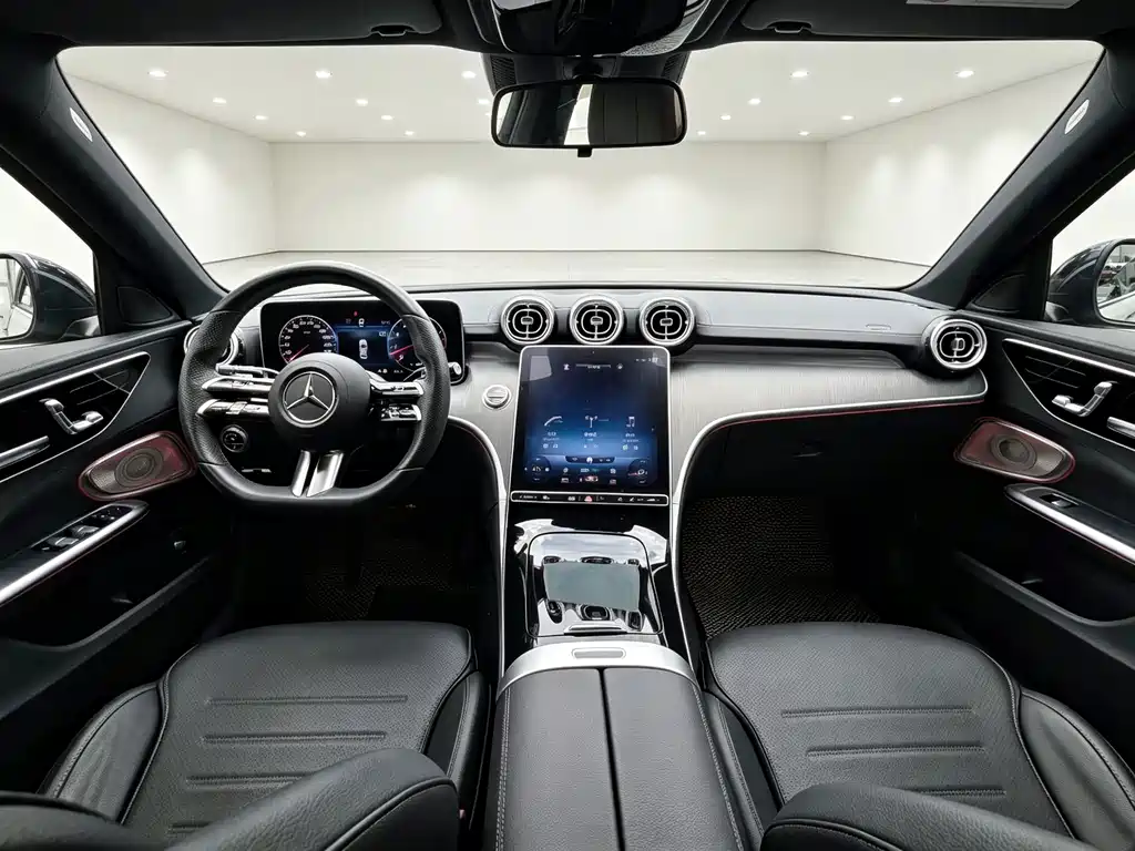 Mercedes-Benz C-Class — миниатюра 5