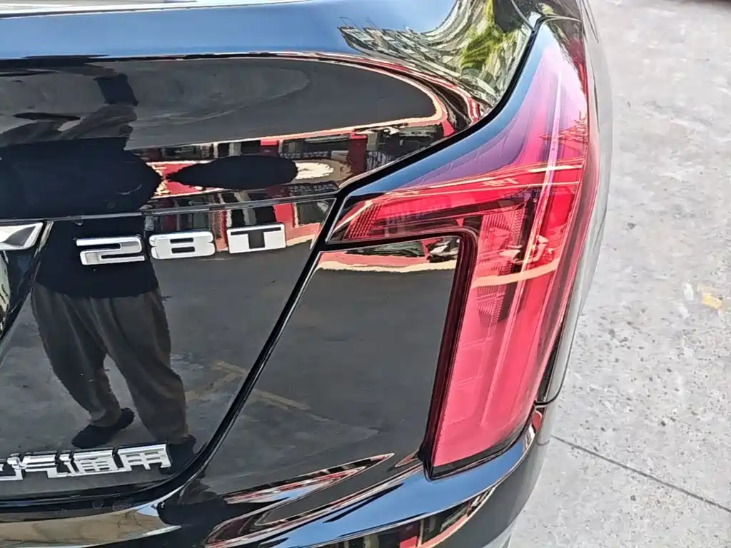 Cadillac CT5 — миниатюра 8