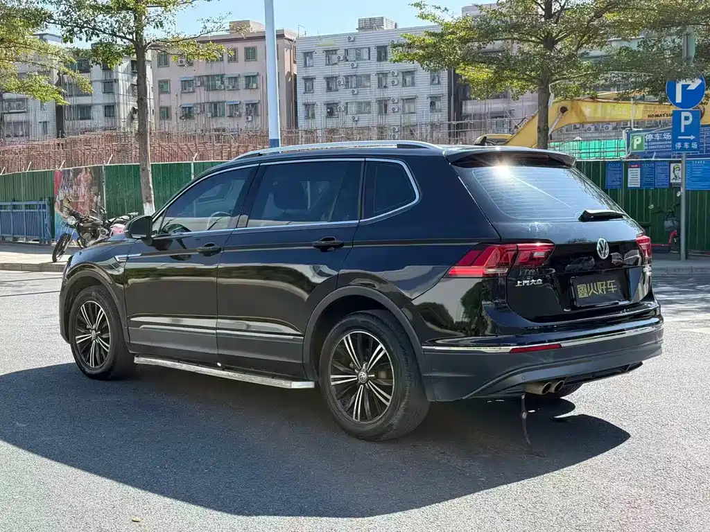 Volkswagen Tiguan L — миниатюра 4