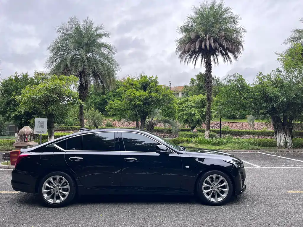 Cadillac CT5 — миниатюра 15