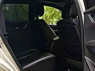 Cadillac XT5 — миниатюра 10