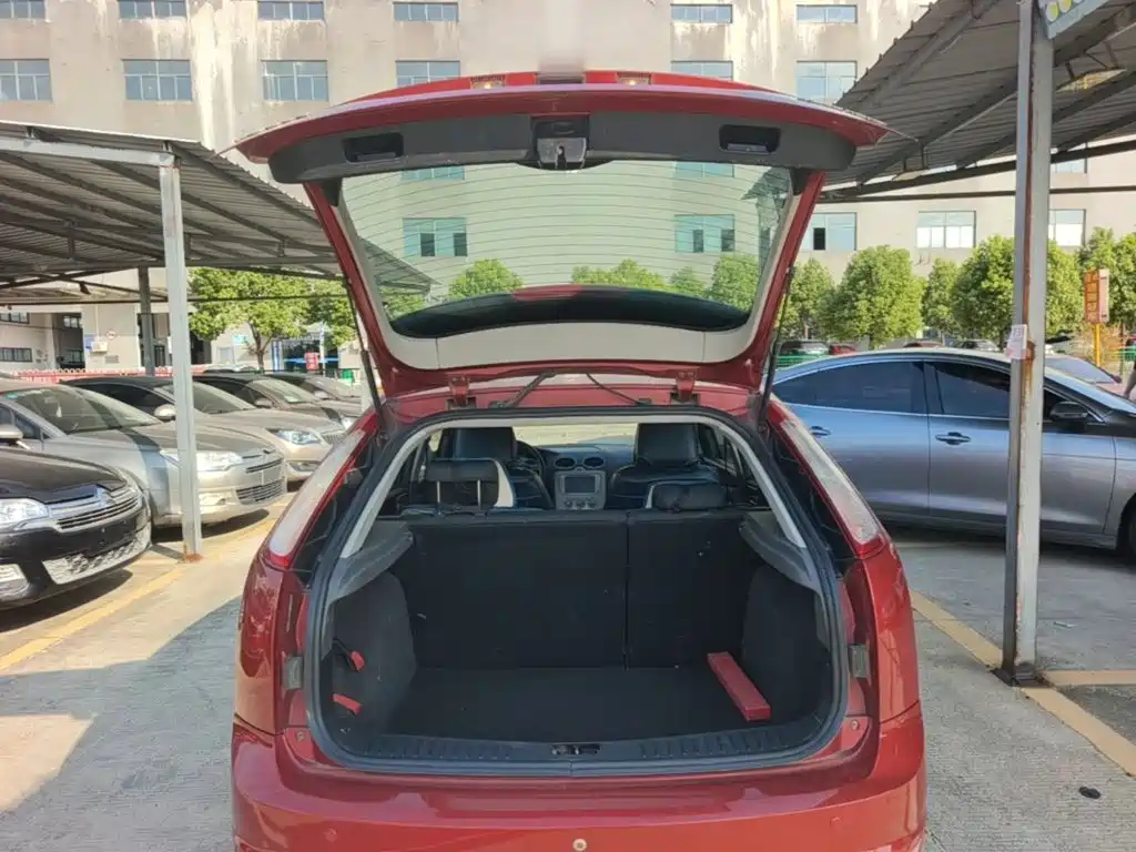 Ford Focus — миниатюра 19