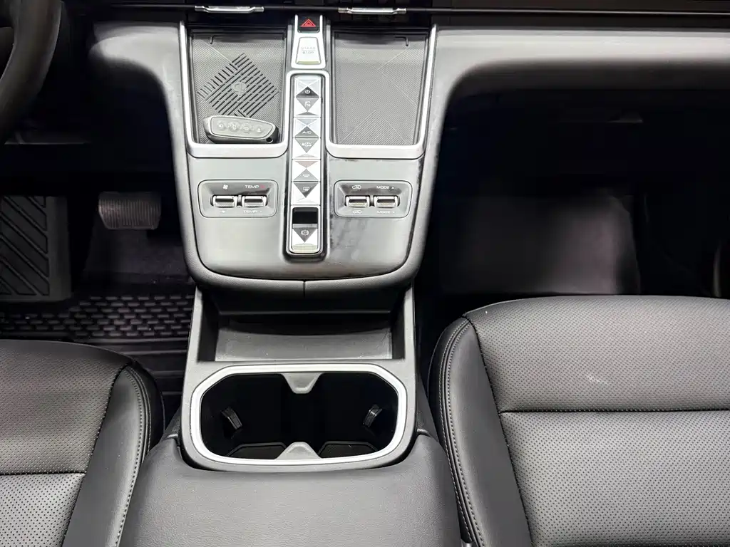 Haval Xiaolong MAX — миниатюра 12