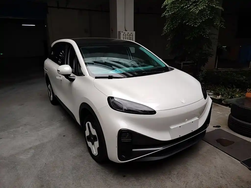 ARCFOX S — миниатюра 4