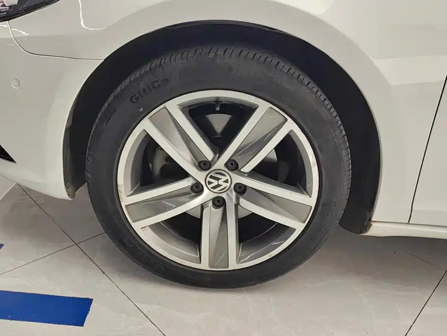 Volkswagen CC — миниатюра 6