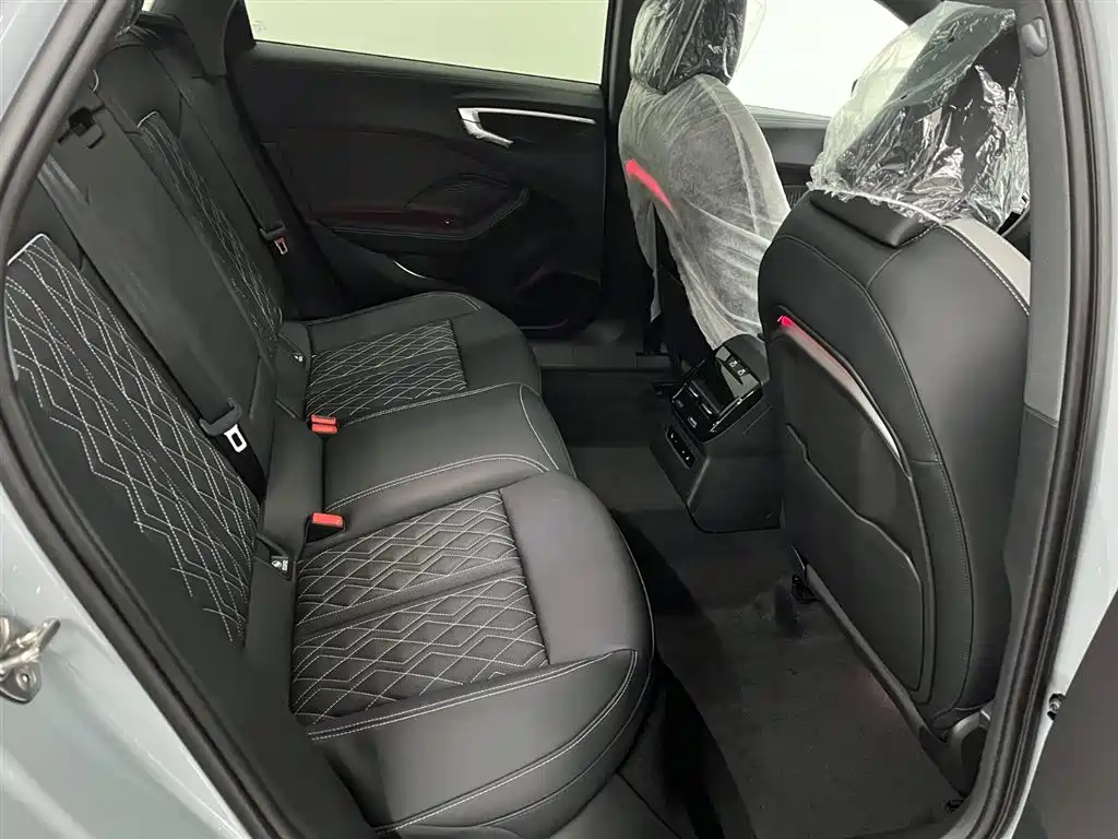 Audi A5L — миниатюра 14