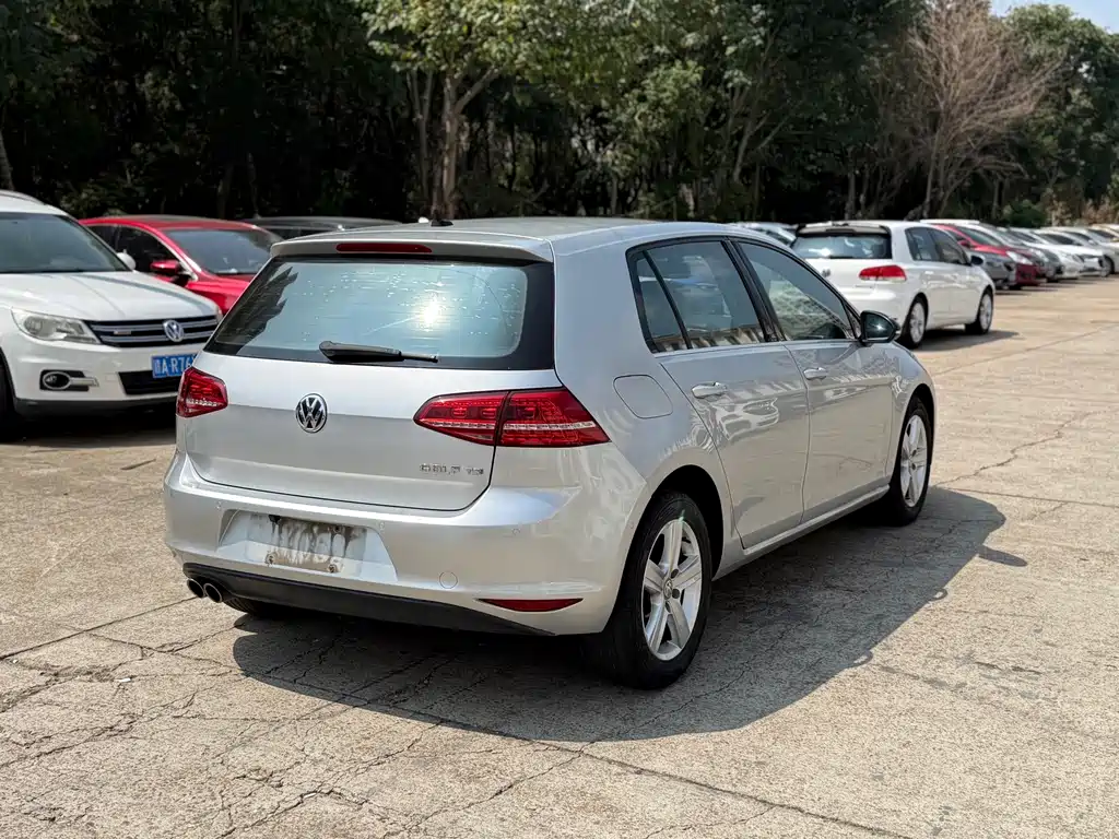 Volkswagen Golf — миниатюра 9