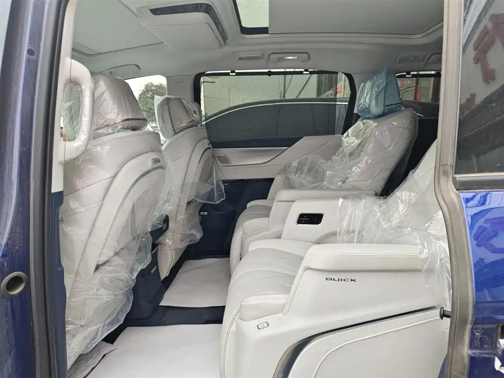 BUICK GL8 NEW ENERGY